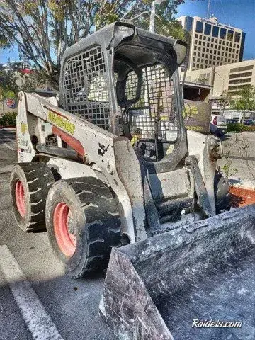 Bobcat Service in Pinecrest